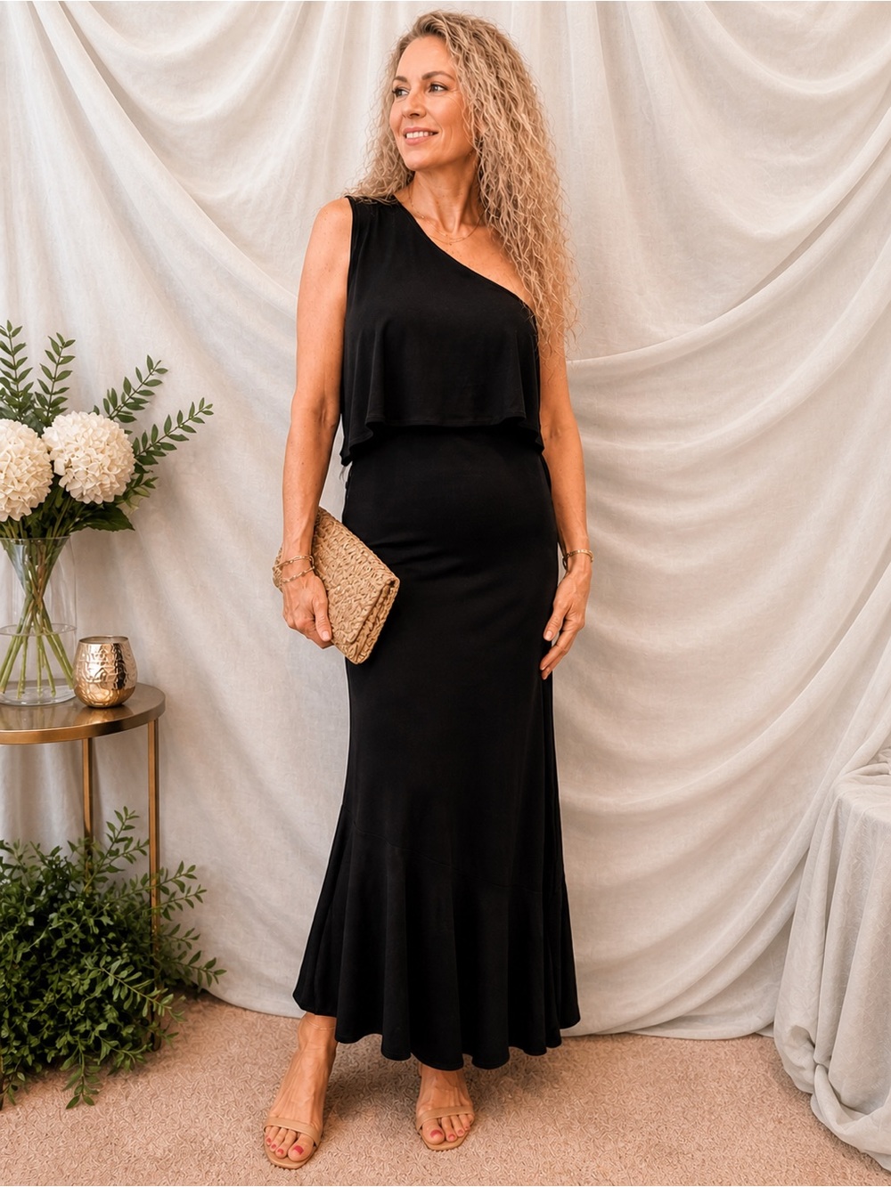Go Couture Elegant Black Dress
